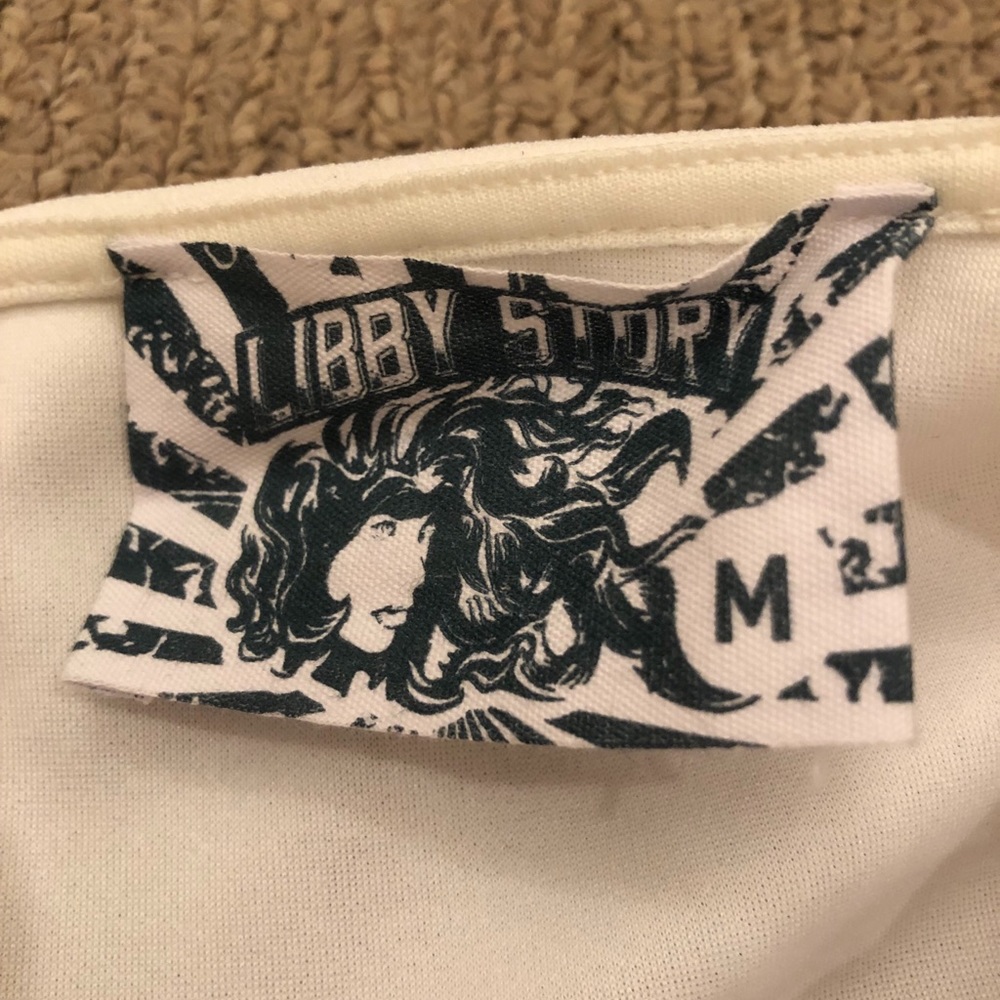 NEVER WORN White Skort - Picture 3 of 4